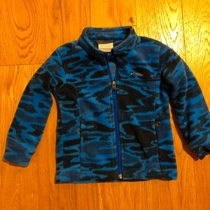 3T Columbia fleece jacket.